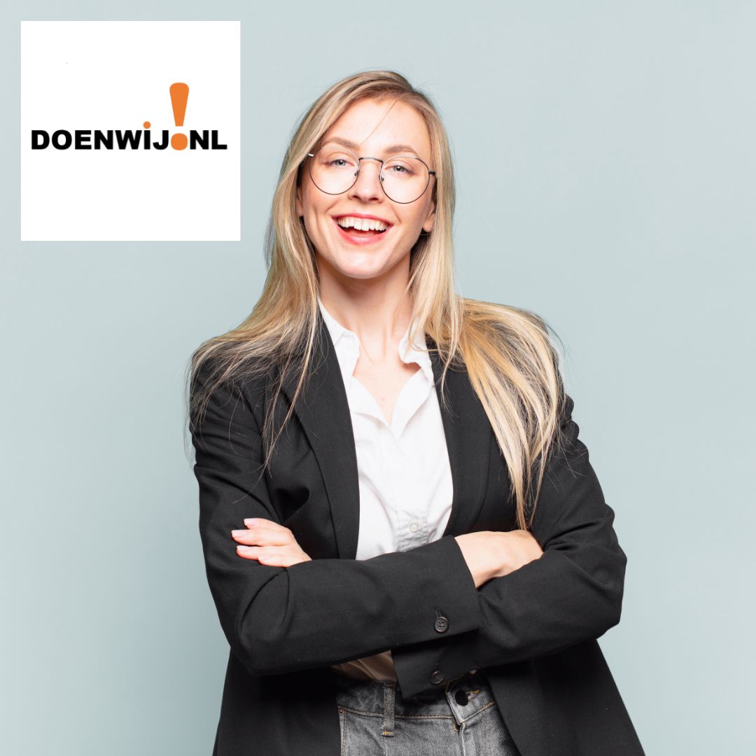 Flexwerker van Doenwij voert opdracht uit bij opdrachtgever, als voorbeeld van flexibel en betaalbaar inzetbare arbeidskracht